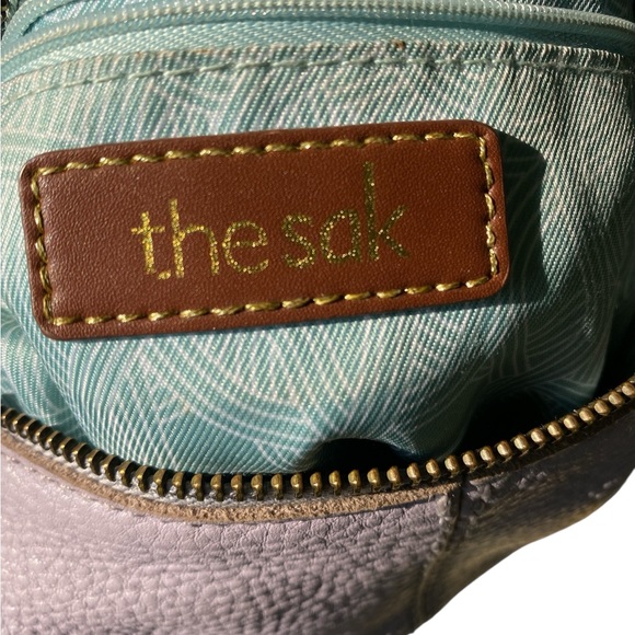 The Sak Exclusive Lavender Studded Leather Shoulder Bag adjustable strap. - Picture 2 of 14